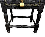 Mesa auxiliar, estilo popular Español tallada 1900-1930